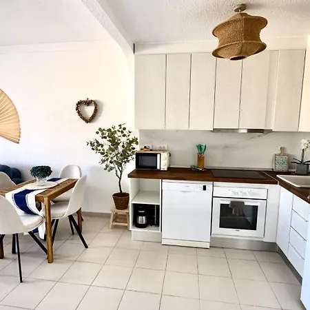 Sunset Oasis On The 아파트 *