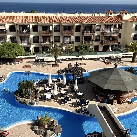 아파트 Sunset Oasis On The *