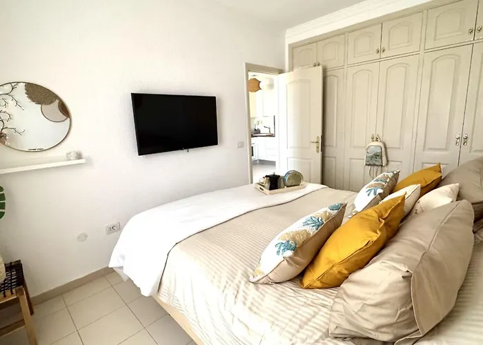 Lägenhet Sunset Oasis On The *